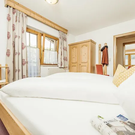 Bruckenhof * Finkenberg